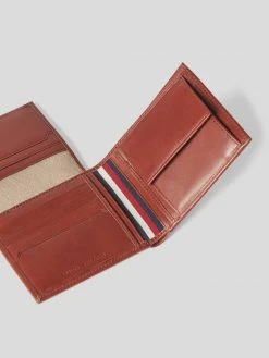 Tommy Hilfiger Kartenetui Mit Logo-Applikation - Marineblau -Barts Shop 6tak4e2ga9552j1ja0sk4c9l6l2l0ka291348ea96h3j0daf9144ue2ka0p3cdi670sl8li86p6k8kic913j0oj164sj0c9kckom8d9k6li6aob36kr32ob5chh6cphn6kp3cdo