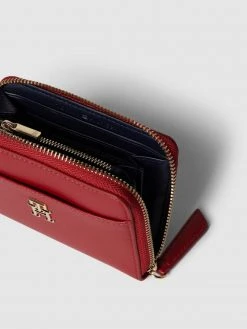 Tommy Hilfiger Portemonnaie In Leder-Optik - Rot -Barts Shop 88p4kc286gq3eci16t648jhlacokadam84qkalam892l8ipk8974mj9l64rjichn656kmd2ma8ok8kag70o66c1gclgj6cpkcoqj6ohkcoo3geb570s68e9lckpj2eb374s66c8
